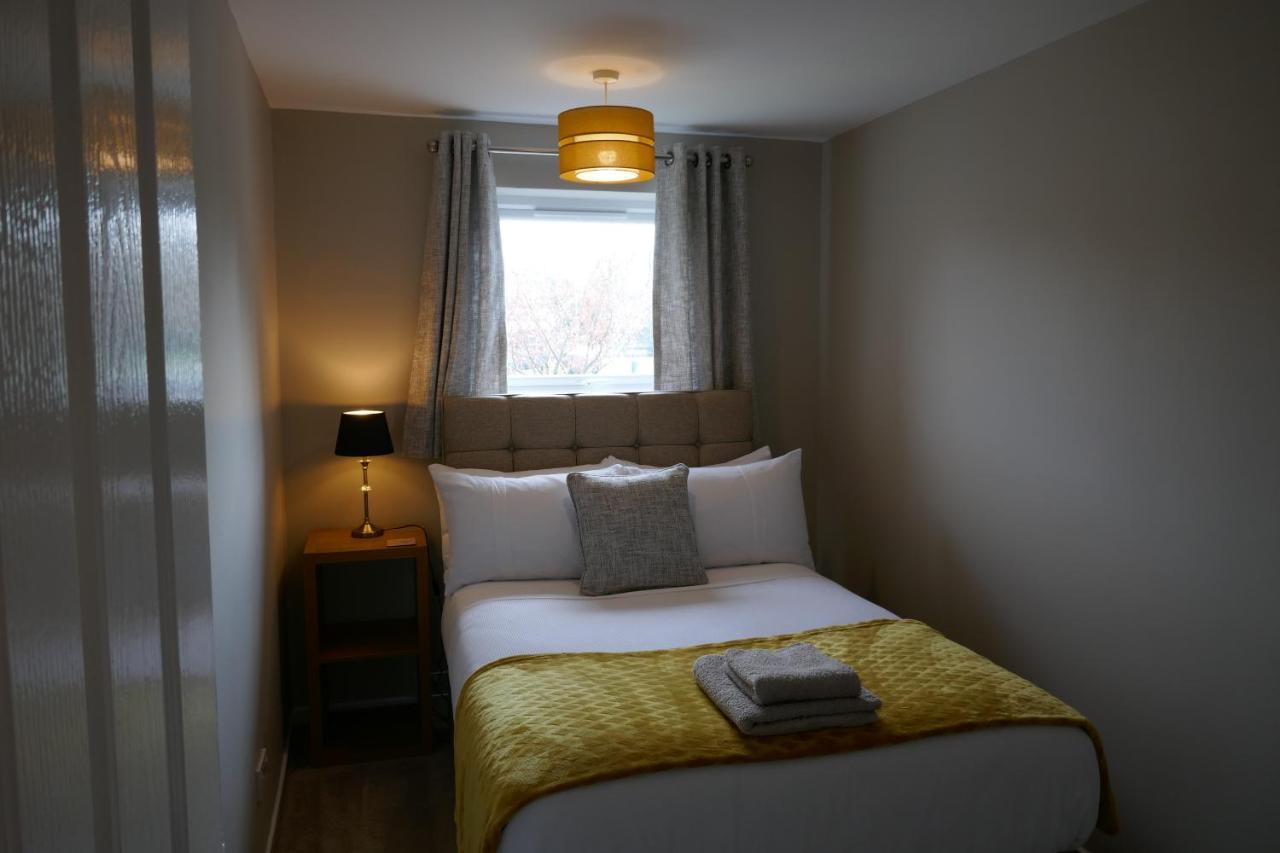 2 Bedroom House Walking Distance To City Centre With Free Parking York Bagian luar foto