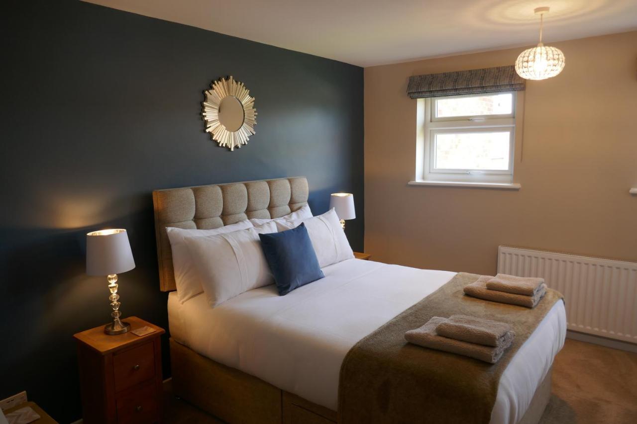 2 Bedroom House Walking Distance To City Centre With Free Parking York Bagian luar foto