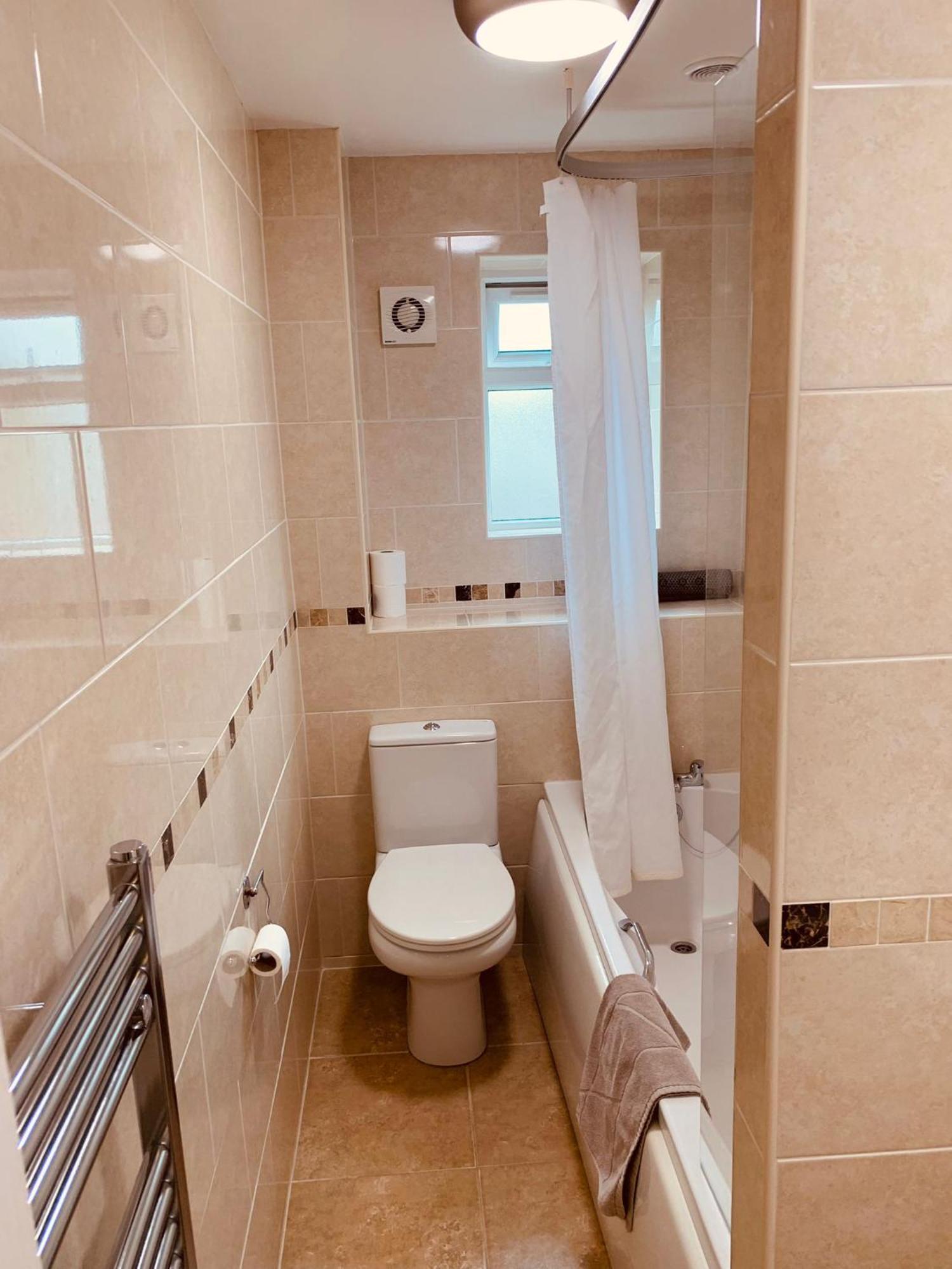 2 Bedroom House Walking Distance To City Centre With Free Parking York Bagian luar foto
